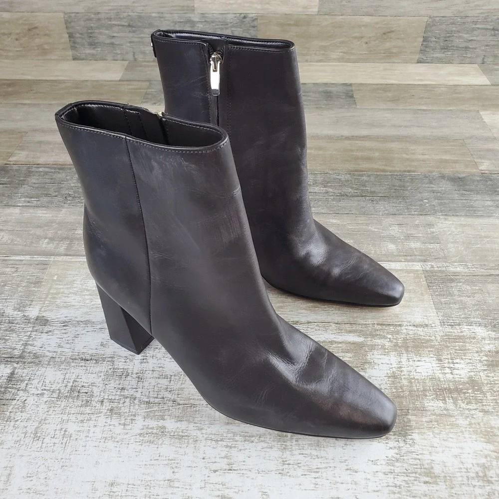 Nine West Reraye Womens Ankle Boot Sz 8 M Dark Brown Leather Side Zip Block Heel